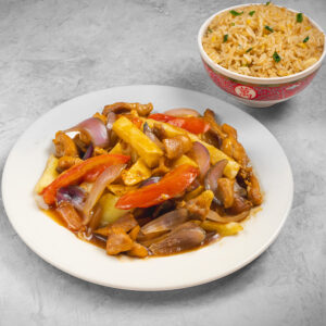 Pollo Saltado y Chaufa - Menú