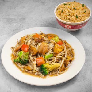 Pollo con Frejolito y Chaufa - Menú